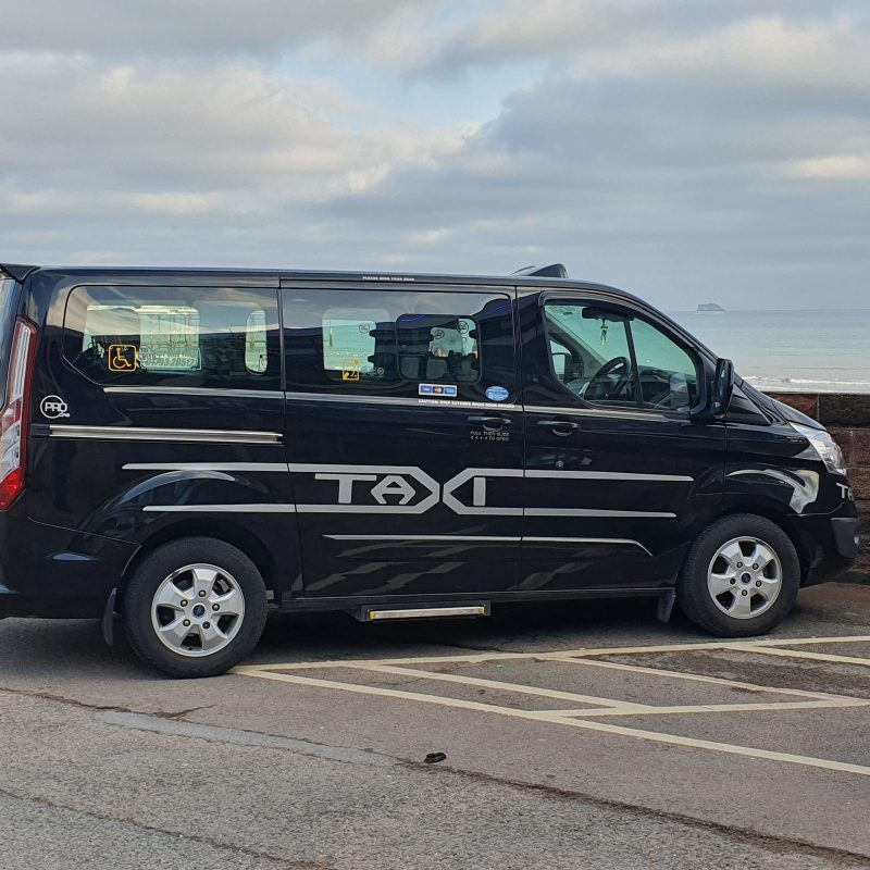Airport Transfer Swindon Station